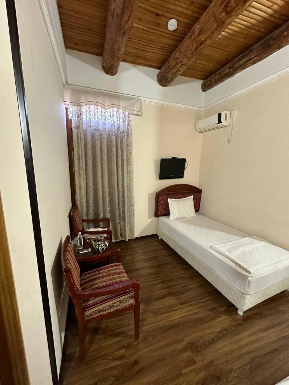 Shoxtut Boutique Hotel Buchara Buitenkant foto