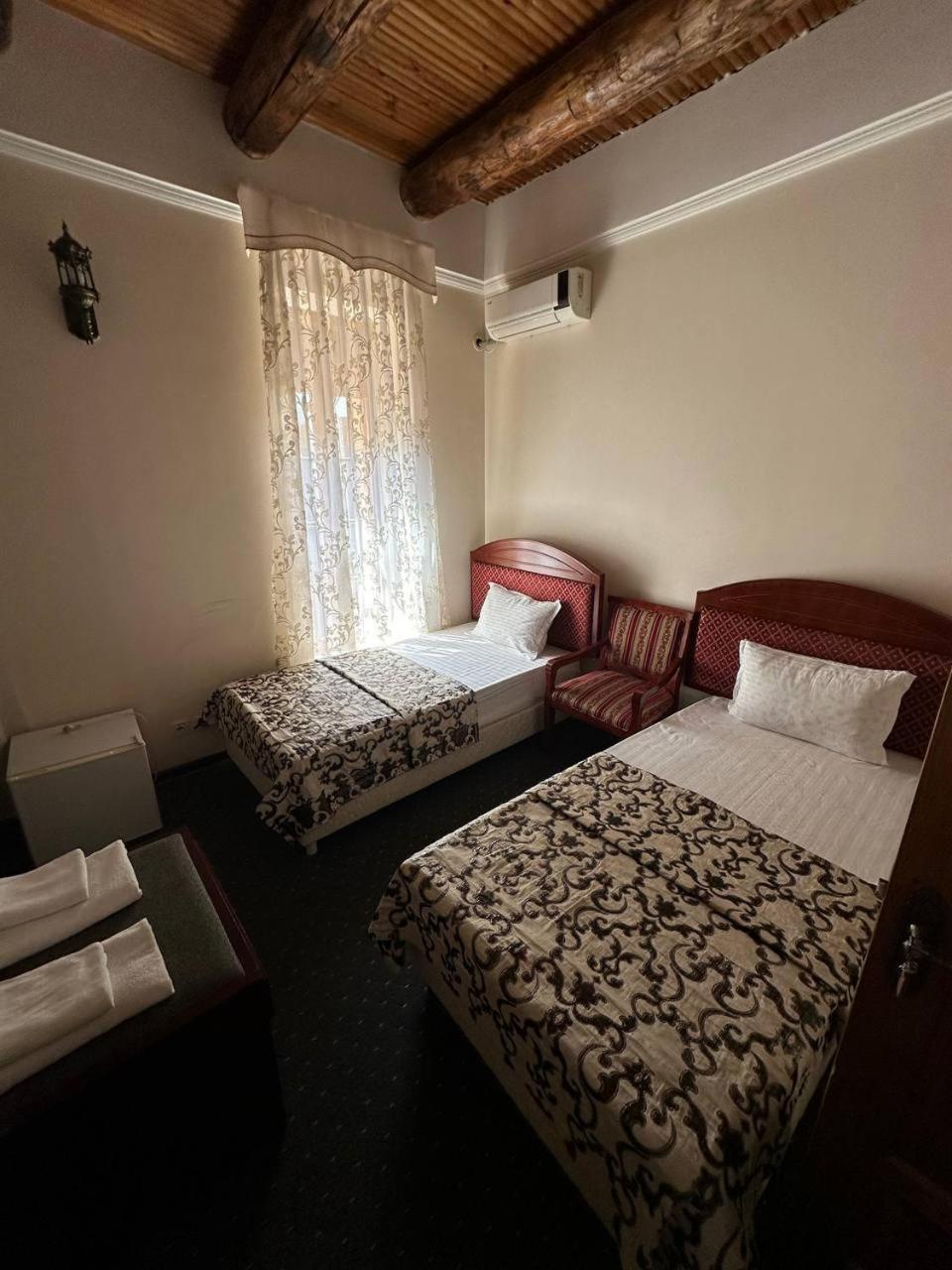 Shoxtut Boutique Hotel Buchara Buitenkant foto